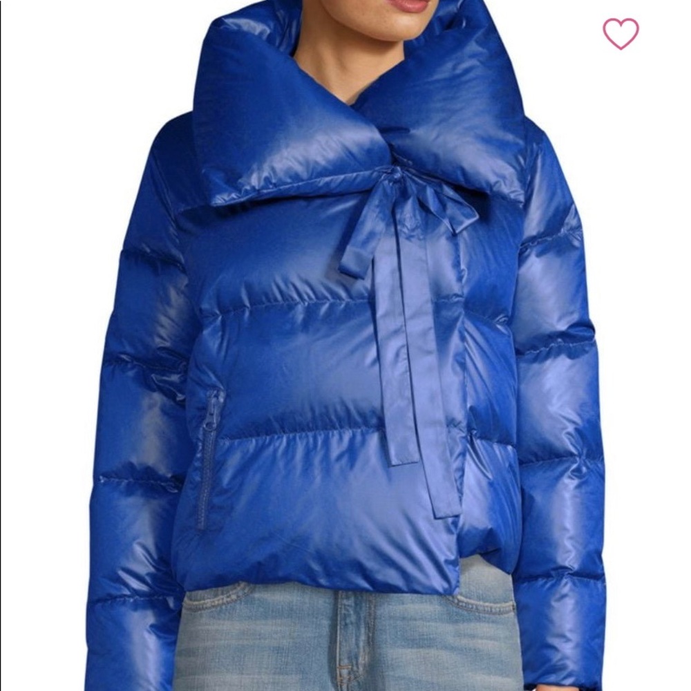 It’s bacon Italian down jacket.